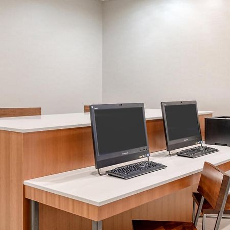 Holiday Inn Express Hotel & Suites Ottawa Airport By Ihg Kültér fotó