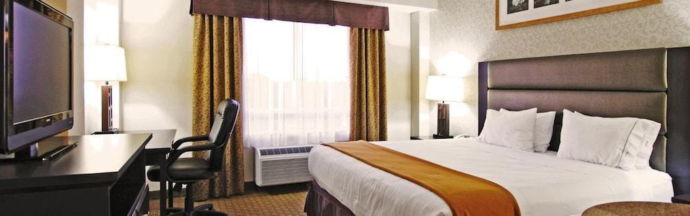 Holiday Inn Express Hotel & Suites Ottawa Airport By Ihg Kültér fotó