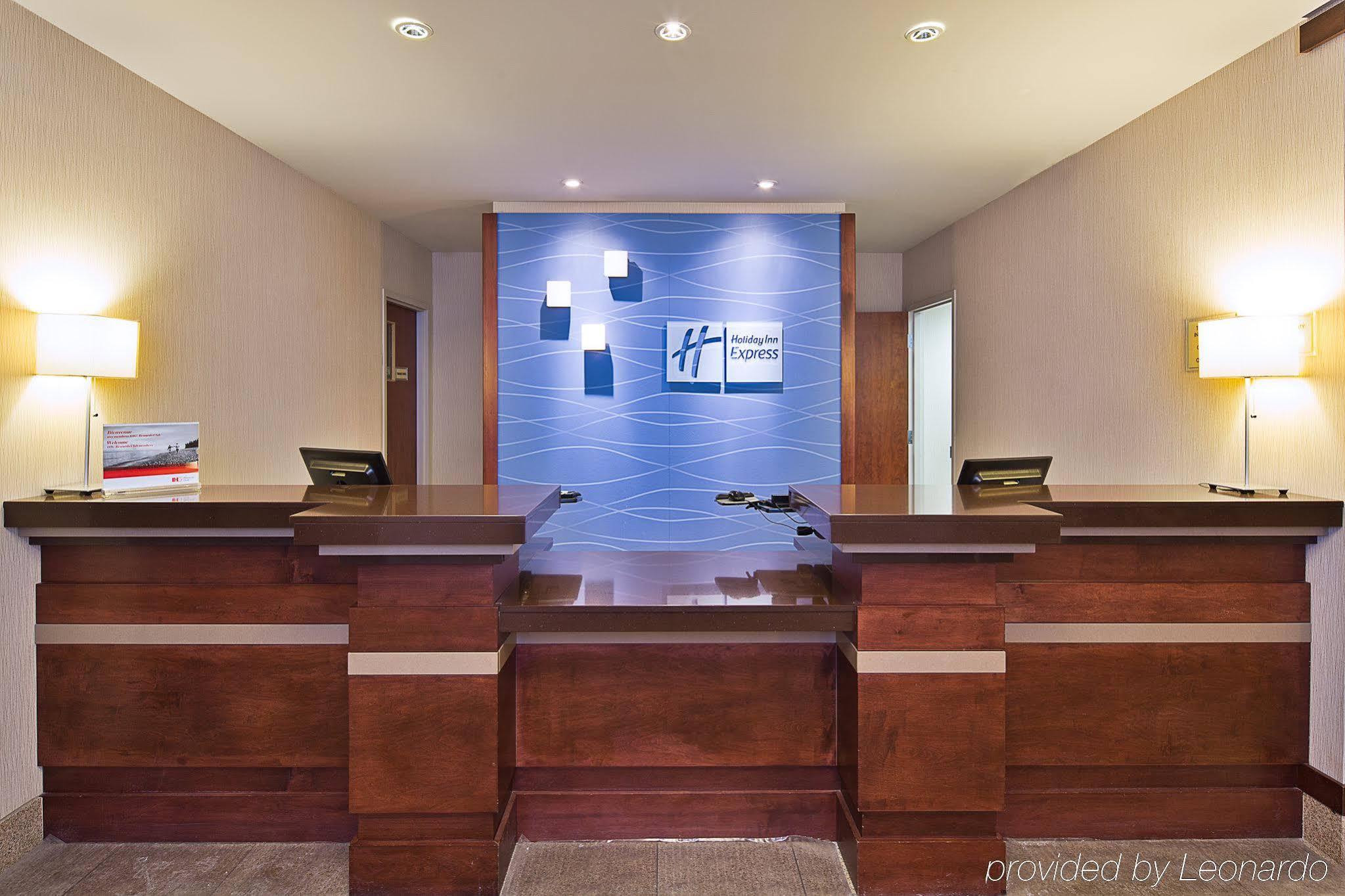 Holiday Inn Express Hotel & Suites Ottawa Airport By Ihg Kültér fotó