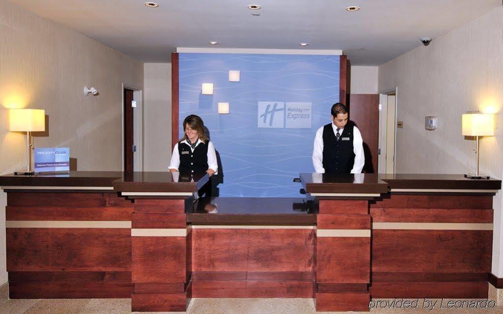 Holiday Inn Express Hotel & Suites Ottawa Airport By Ihg Kültér fotó
